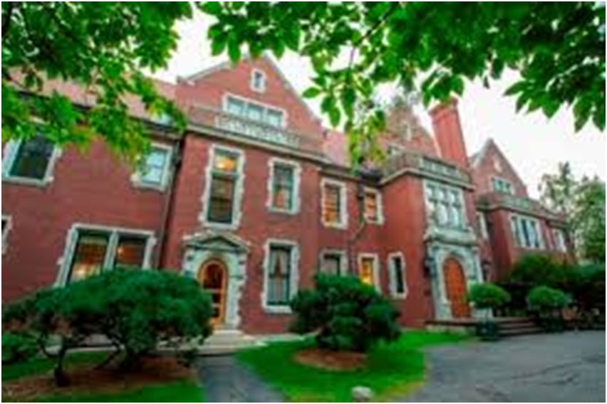 /cms/Glensheen
Manor